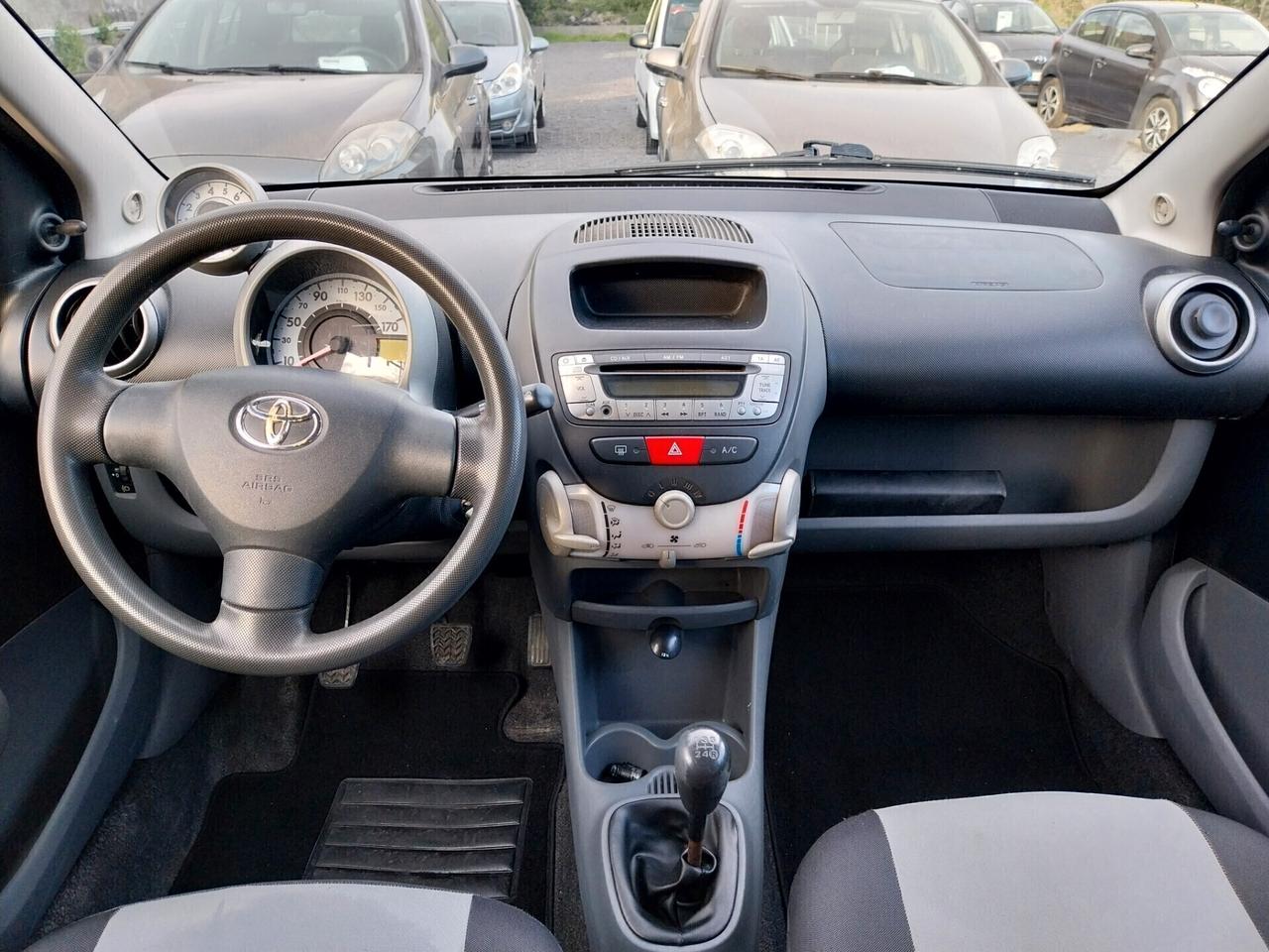 TOYOTA AYGO 1.0 BENZINA SOLO 120.000 KM 2006