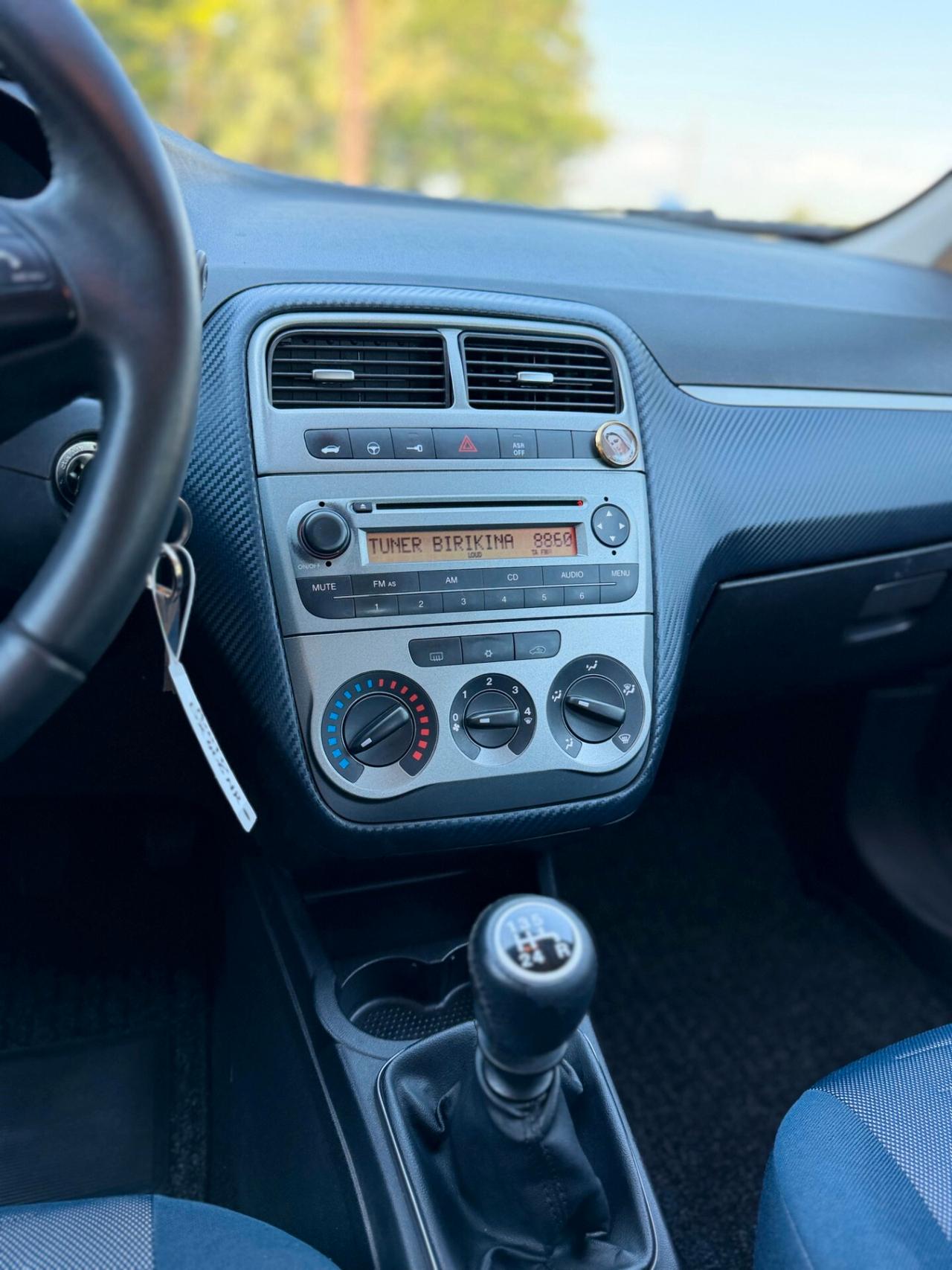 Fiat Grande Punto 1.4 5 porte benzina neopatentati