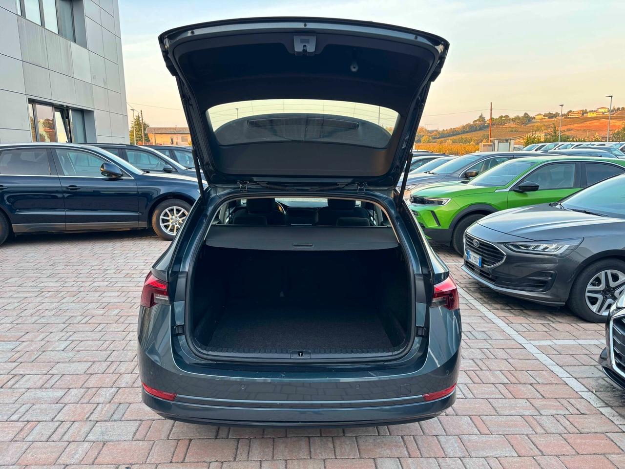 Skoda Octavia 2.0 TDI EVO SCR 150 CV DSG Wagon Executive