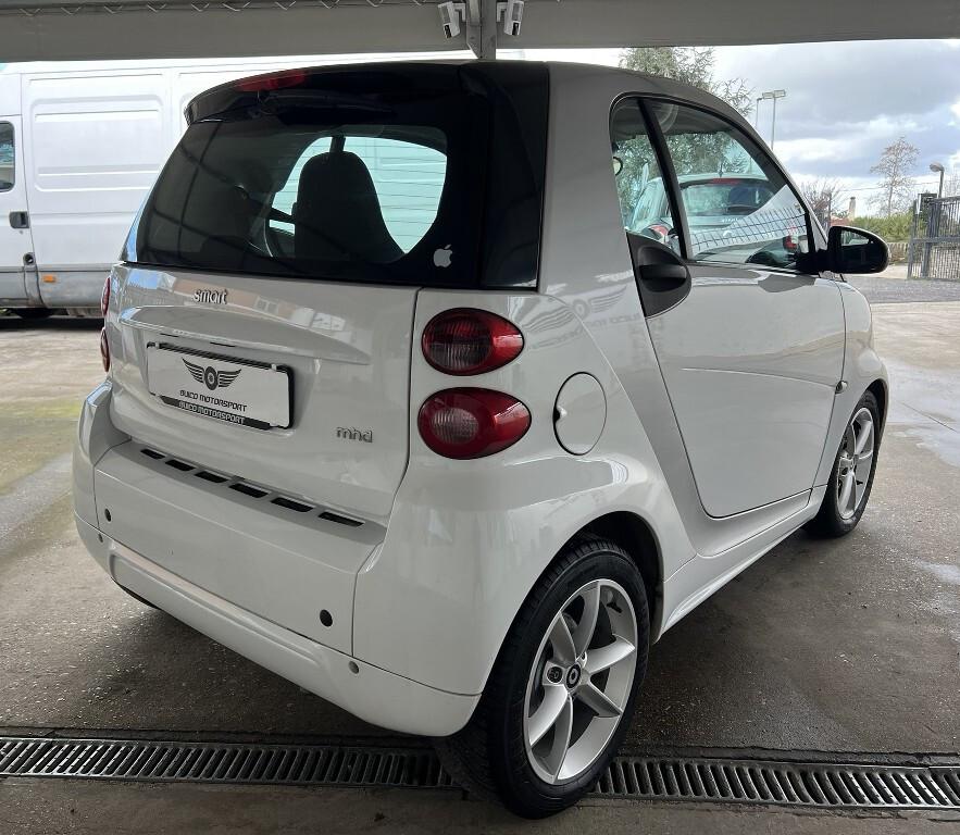Smart Fortwo Pulse 1.0 / Servosterzo / Navi / Pelle / F1