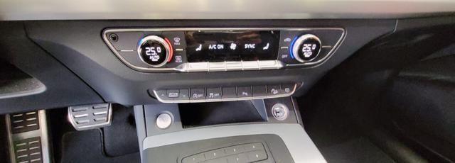 AUDI Q5 40 TDI quattro S line plus