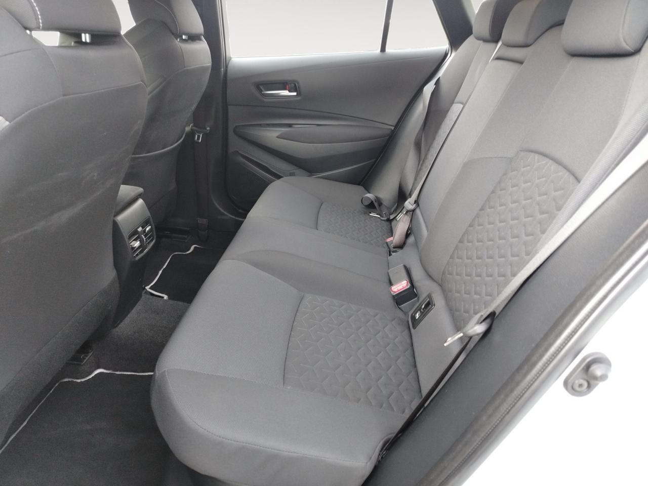 Toyota Corolla Touring Sports 1.8h Business Tech cvt