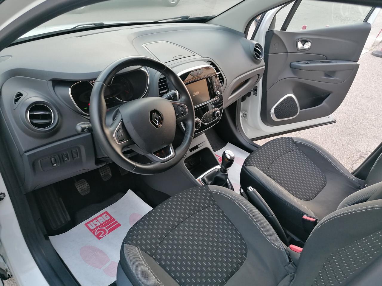 Renault Captur dCi 8V 110 CV Start&Stop Energy Initiale Paris
