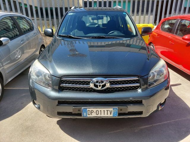 TOYOTA RAV 4 RAV4 2.2 D-4D 177 CV Sol Plus