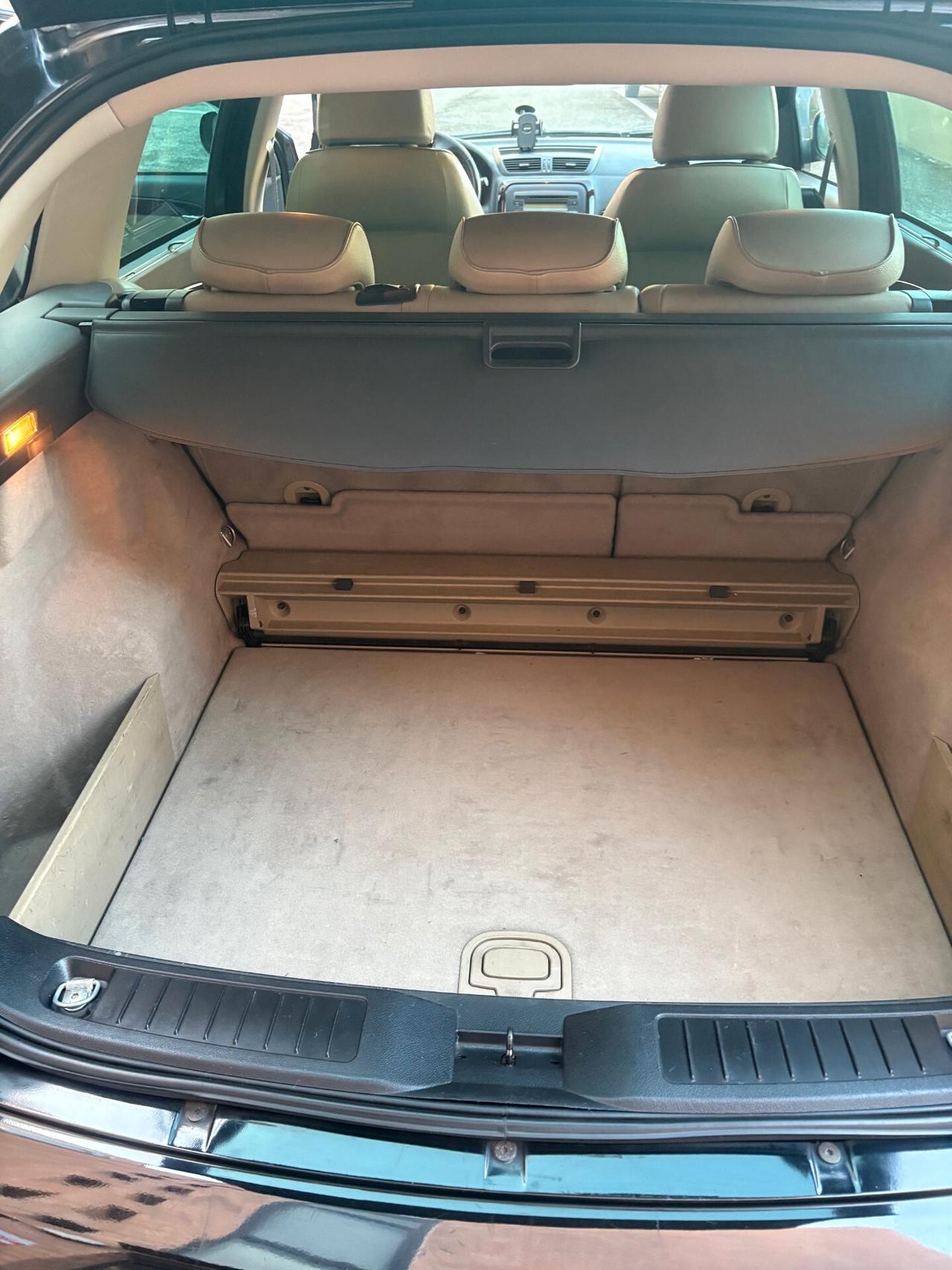 Fiat Croma 1.9 Multijet 16V Must