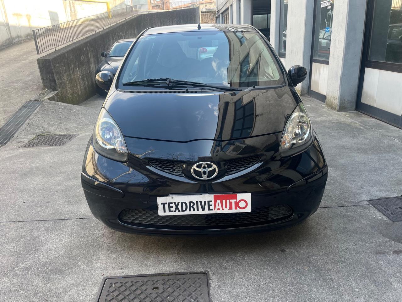 Toyota Aygo 1.0 12V VVT-i 5 porte