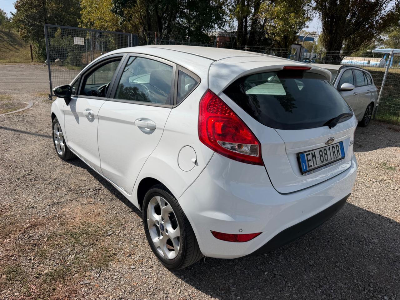 Ford Fiesta Ikon 1.4 TDCi 70CV 5 porte