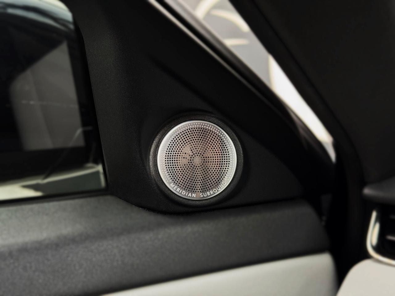 Range Rover Evoque 2.0d i4 MHEV R-Dynamic SE 204CV