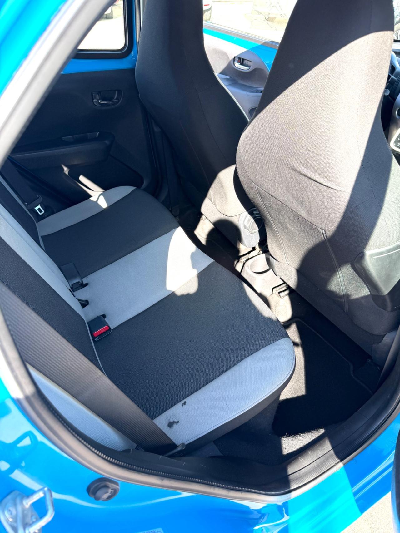 Toyota Aygo 1.0 VVT-i 69 CV 5 porte x-cool