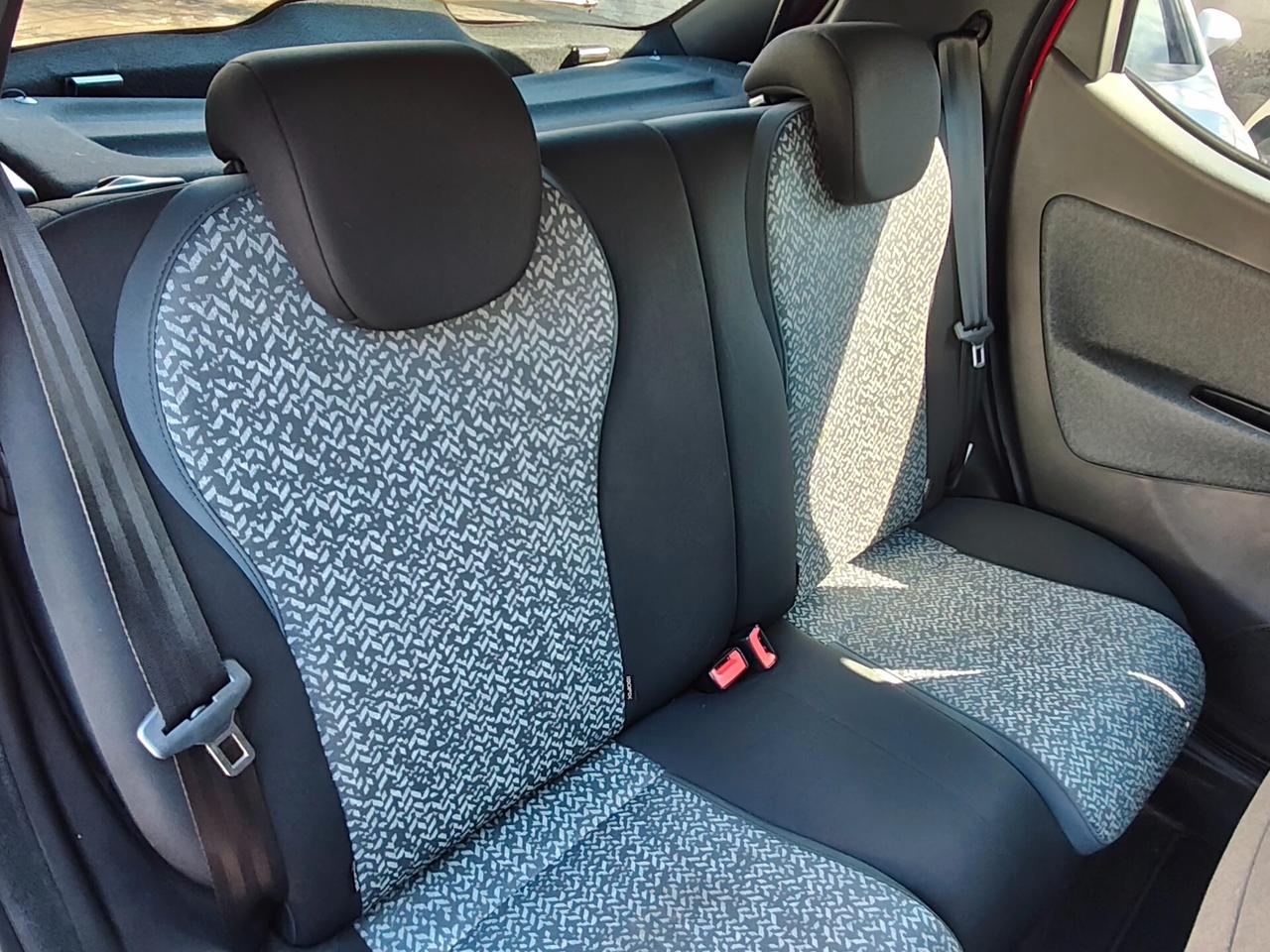 Lancia Ypsilon 0.9 TwinAir 5 porte Metano Ecochic Gold