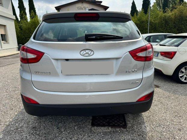 HYUNDAI iX35 2.0 CRDi 4WD A/T Xpossible
