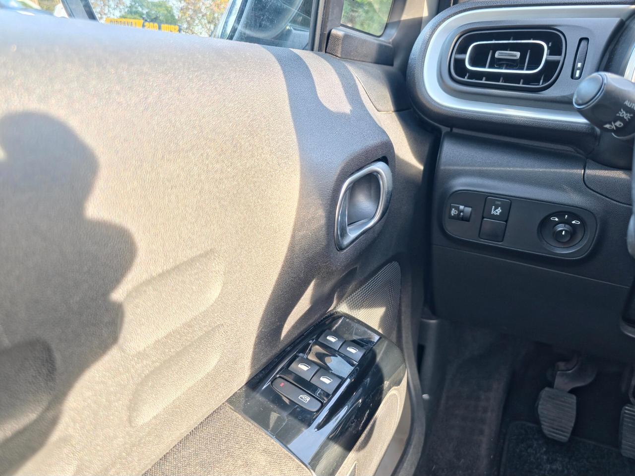 Citroen C3 PureTech 82 Shine E6B Manuale NEO 2018