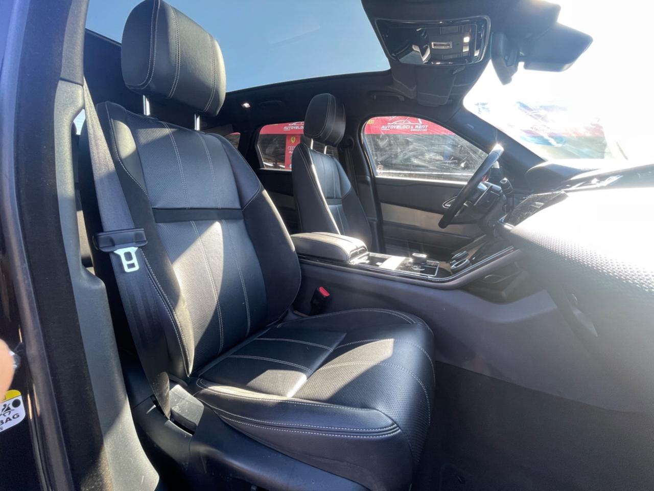 Land Rover Range Velar 2.0D I4 240 CV R-Dynamic black edition