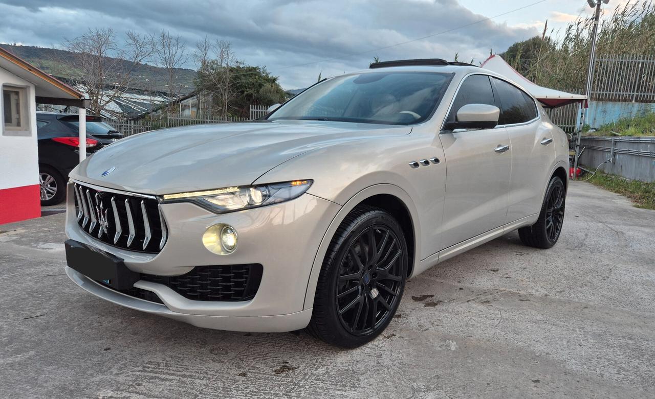 Maserati Levante V6 Diesel 275 CV AWD