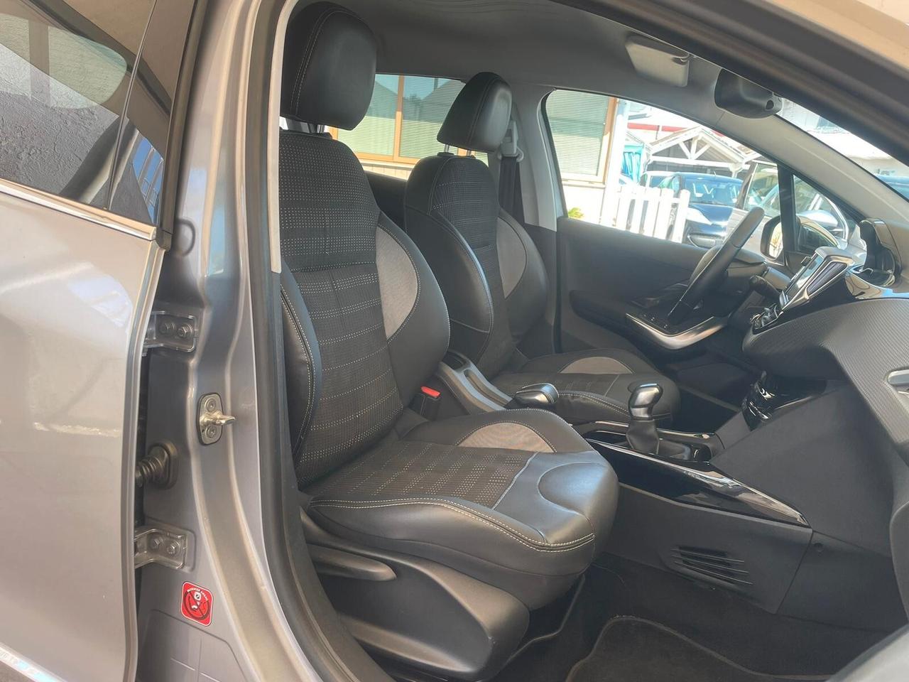 Peugeot 2008 BlueHDi 100 Allure