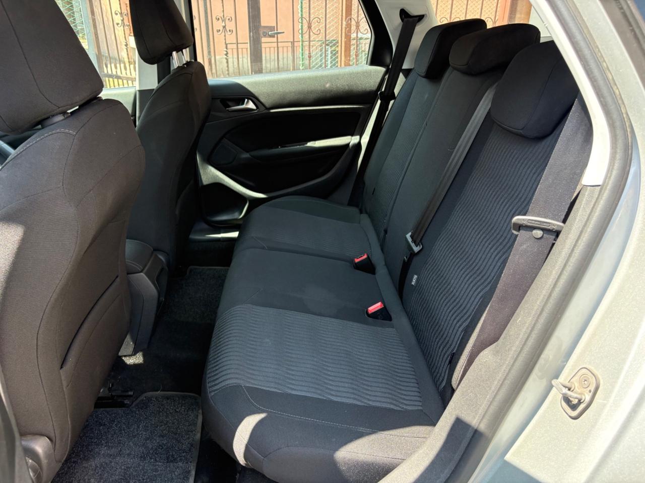 Peugeot 308 1.6 e-HDi 115 CV StopeStart SW GT Line