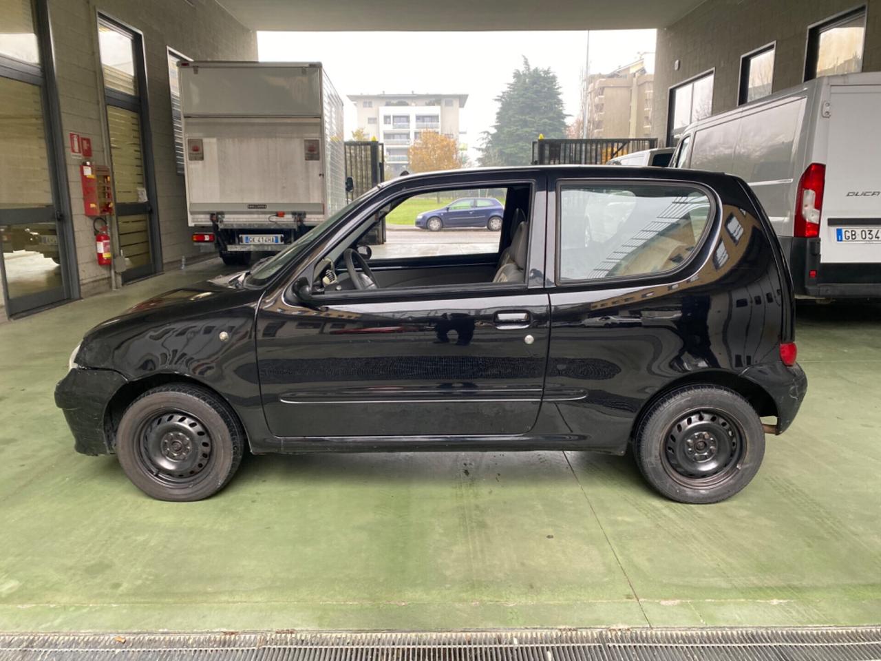 Fiat 600 1.1 Active