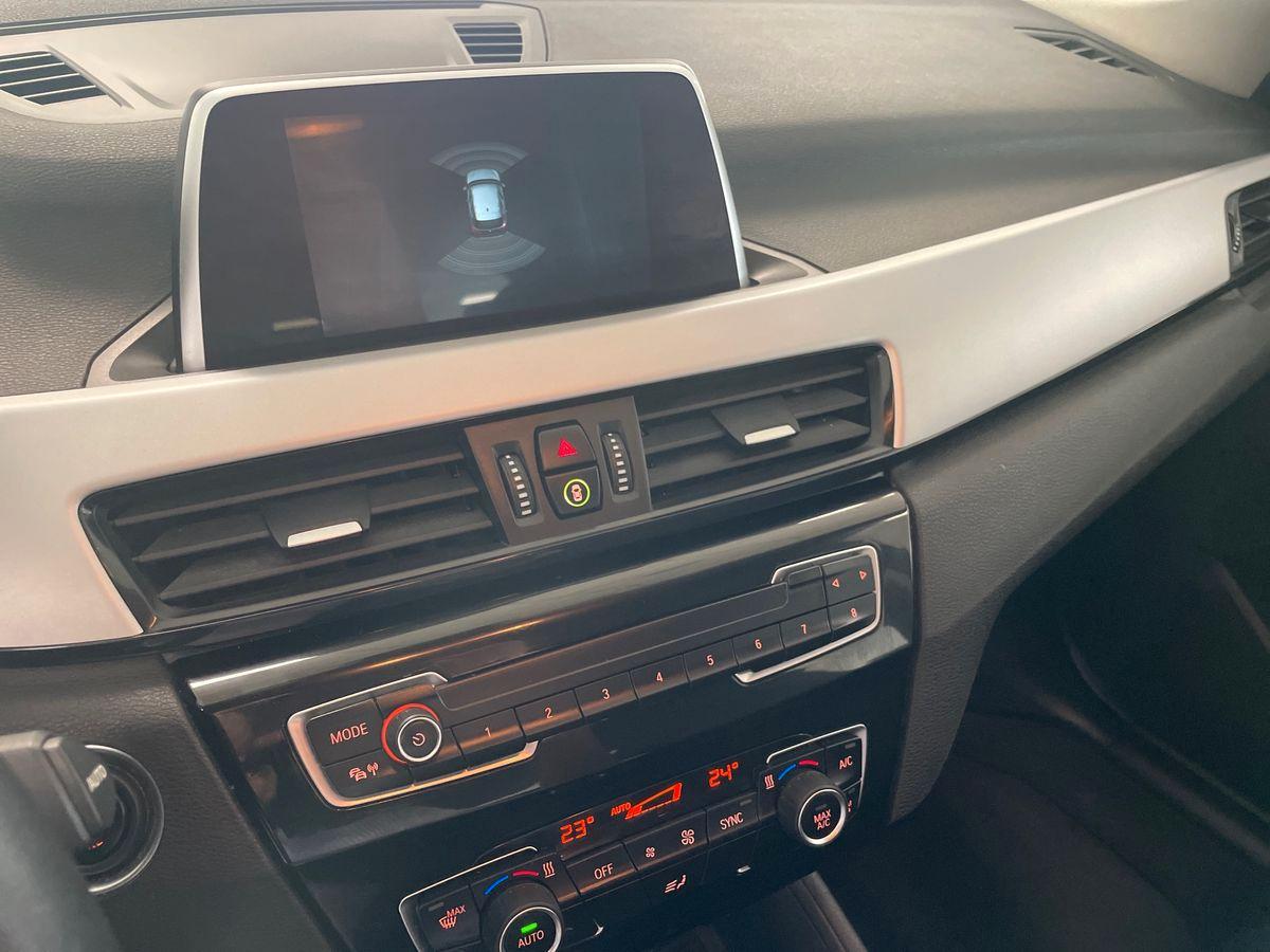 BMW X1 xdrive18d my18