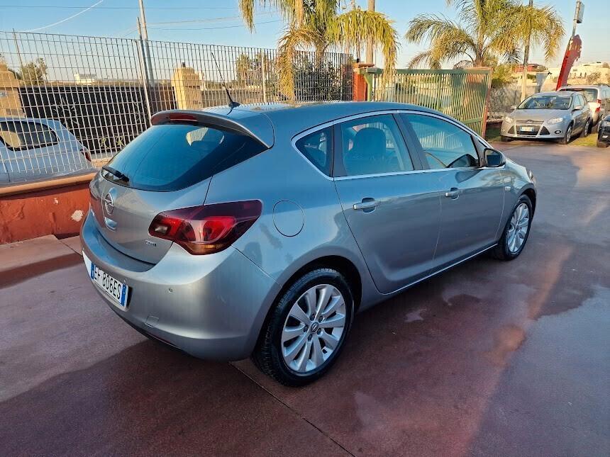 Opel Astra 1.7 CDTI 110CV 5 porte Cosmo