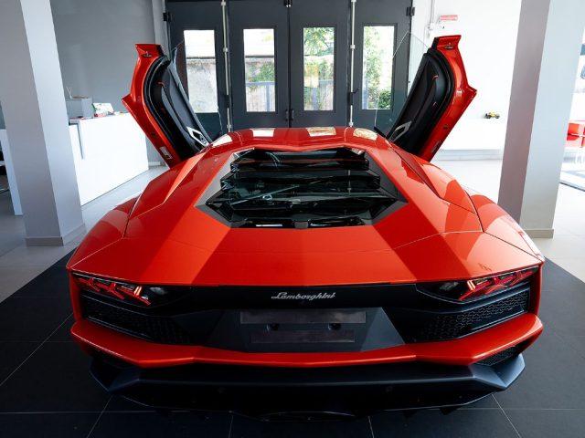 LAMBORGHINI Aventador S 6.5 V12