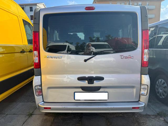RENAULT Trafic 9 POSTI T27 2.0 dCi/115 PC-TN Passenger Comfort