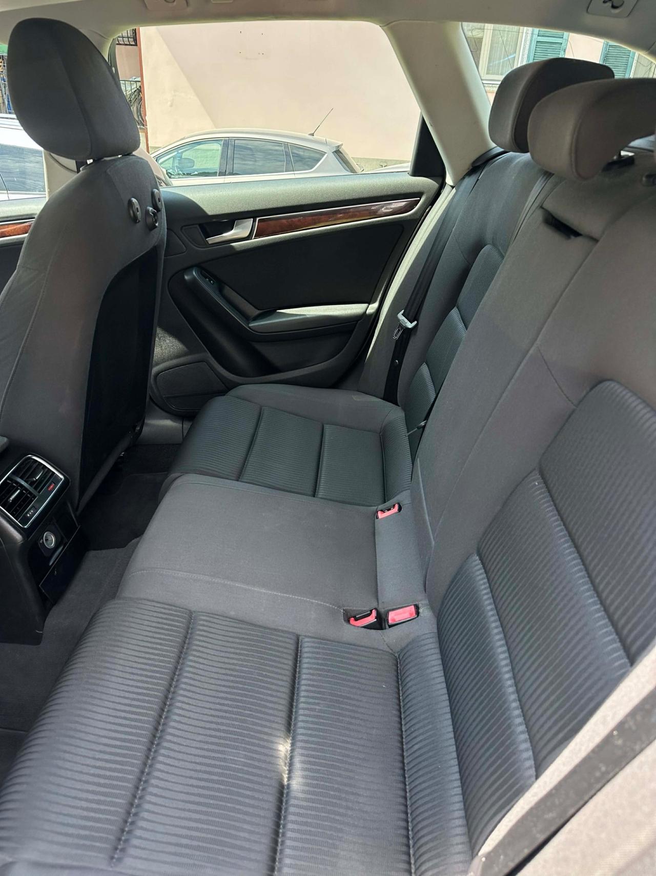 Audi A4 2.0 TDI 143CV EURO5 ADVANCEDED KMCERT