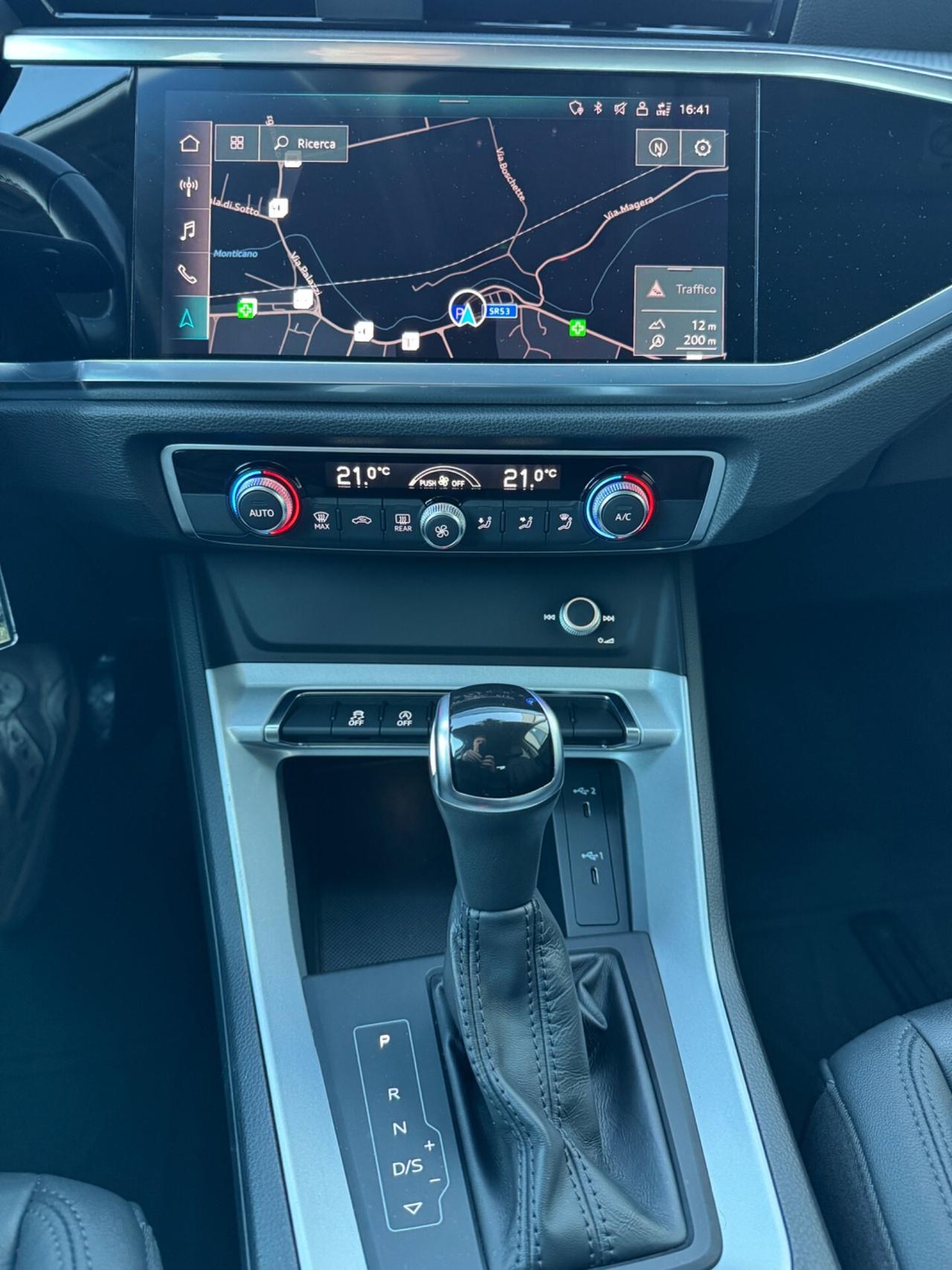 Audi Q3 35 TFSI S tronic Business