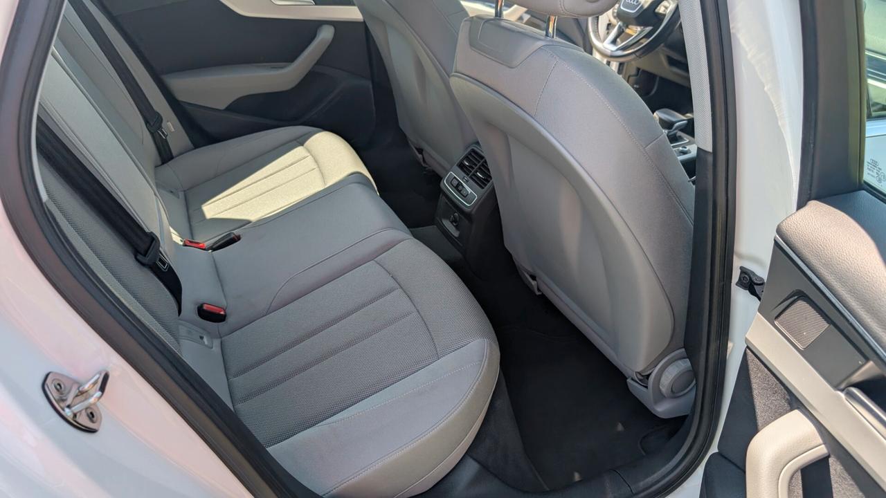 Audi A4 Avant 35 TDI/163 CV S tronic VIRTUAL COCKPIT