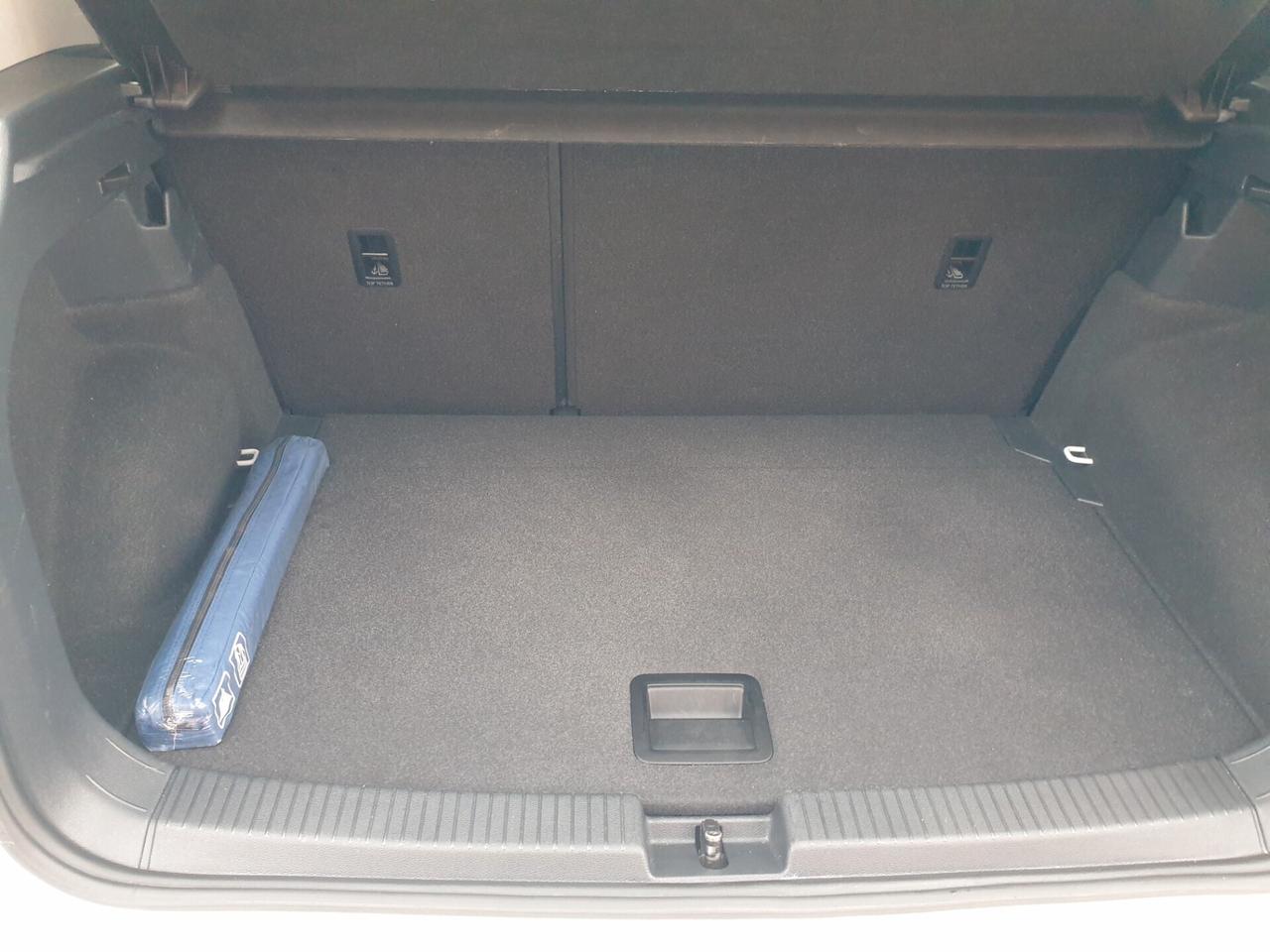 Volkswagen T-Cross 1.0 TSI Urban