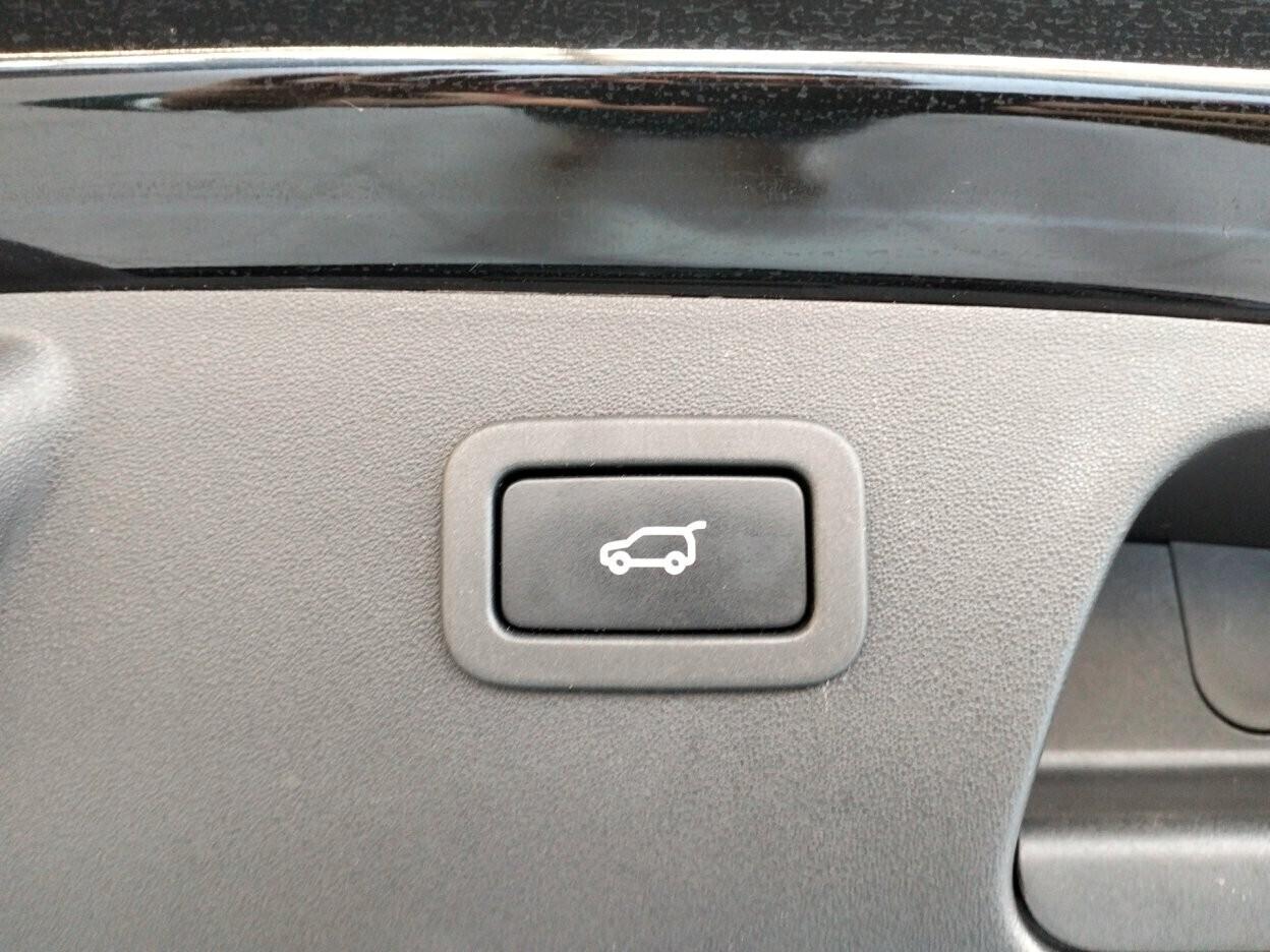 Jaguar E-Pace 2.0d i4 R-Dynamic awd 150cv auto my19