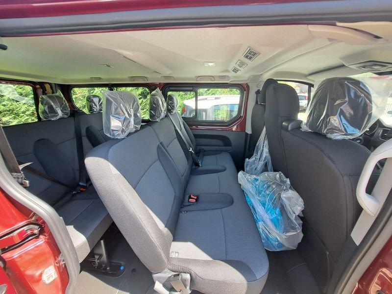 Renault Trafic passenger 2.0 Blue dci 150cv L1H1 Authentic