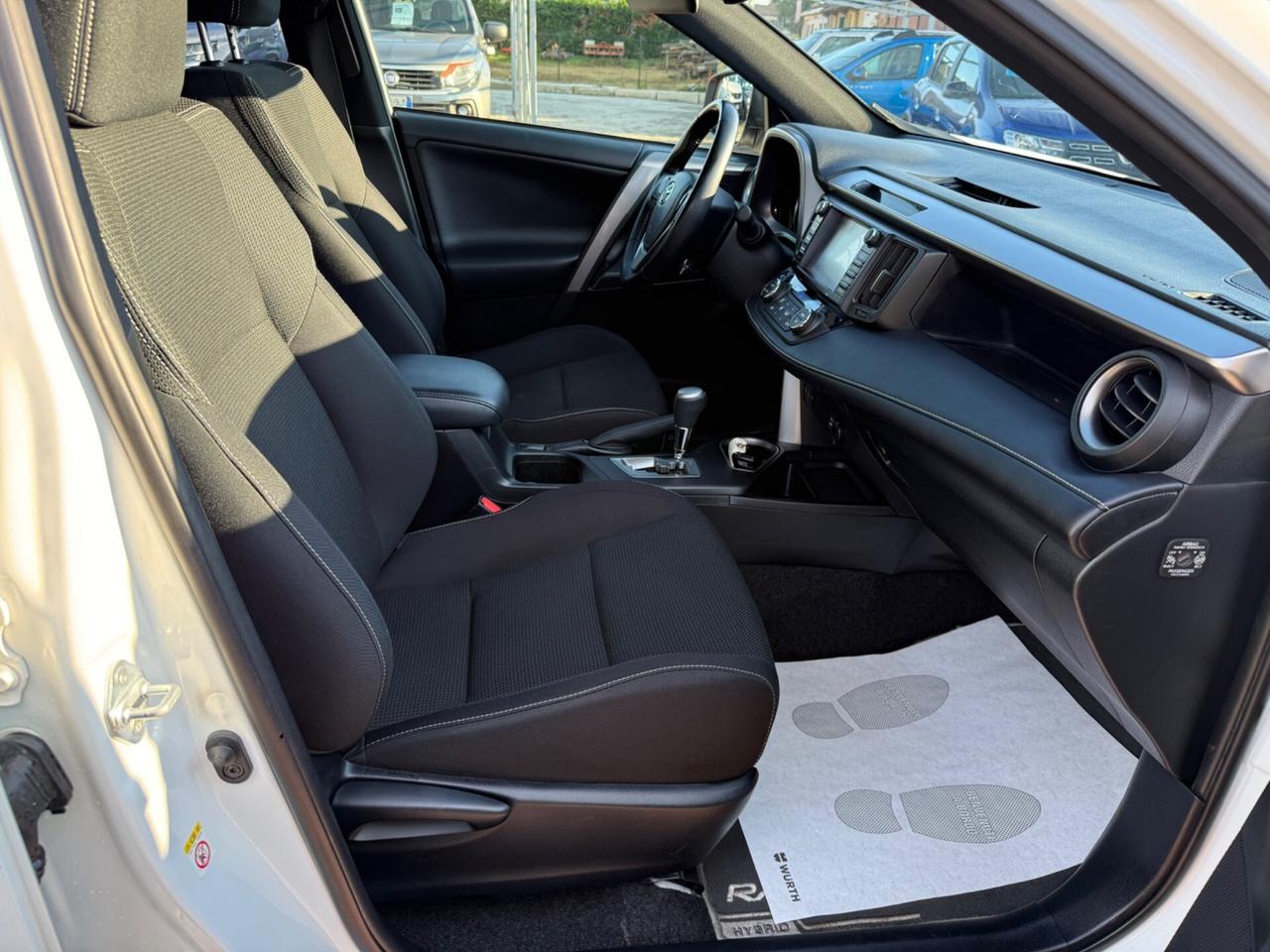 Toyota RAV 4 2.5 Hybrid 4WD Lounge UNICO PROPRIETARIO