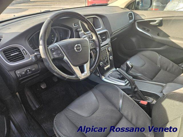 VOLVO V40 D2 'eco' Momentum