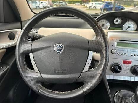 Lancia Ypsilon 1.4 EcoChic GPL
