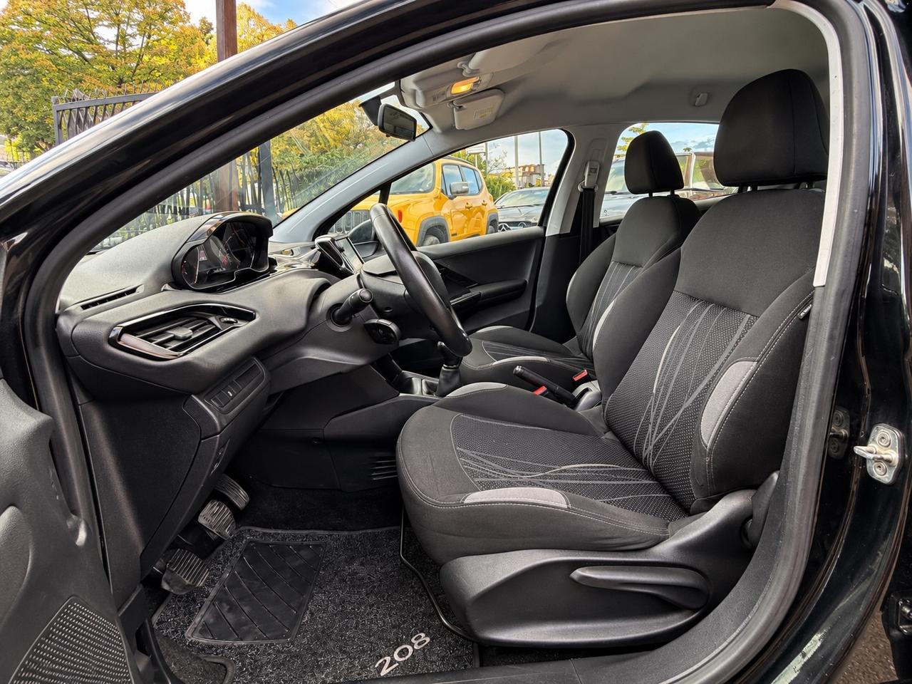 Peugeot 208 1.2 VTi 82 CV 5 porte Allure