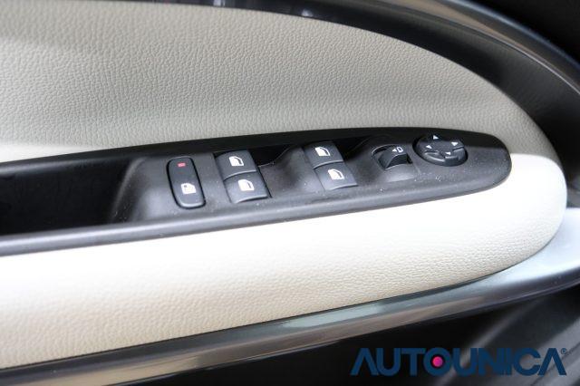 FIAT 600 HYBRID 100 CV DCT MHEV LA PRIMA NEOPATENTATI