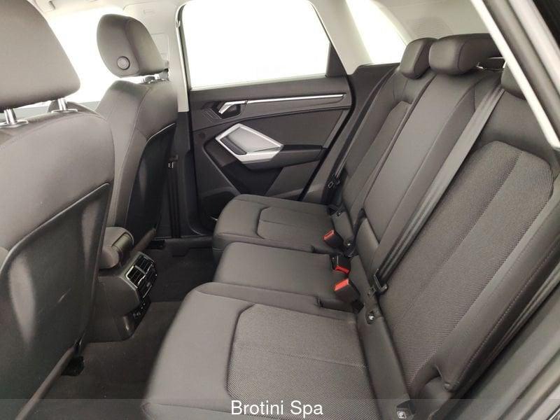 Audi Q3 Q3 35 TDI quattro S tronic S line edition