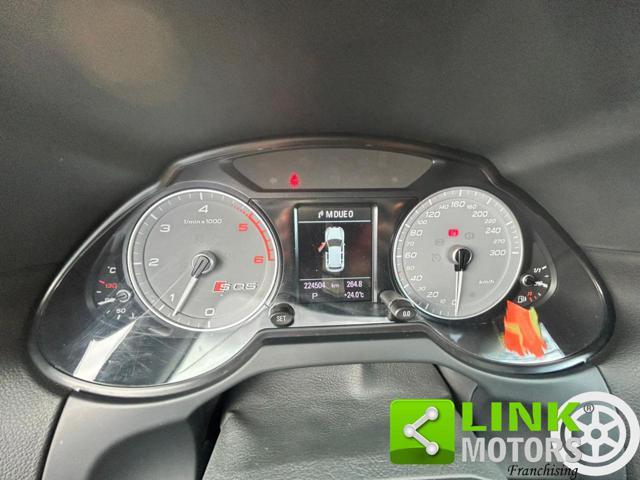 AUDI Q5 3.0 V6 quattro tiptronic business