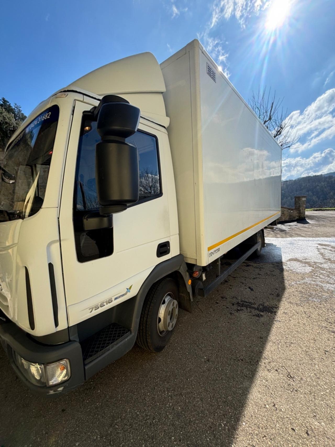 Iveco euro cargo 75e16 175000km