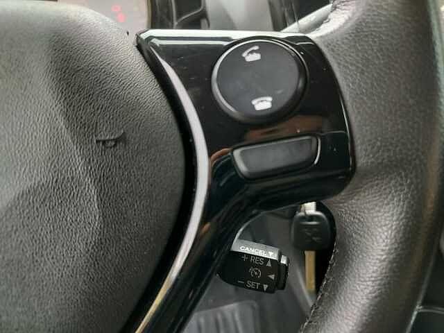 Peugeot 108 VTi 68 5 porte Allure