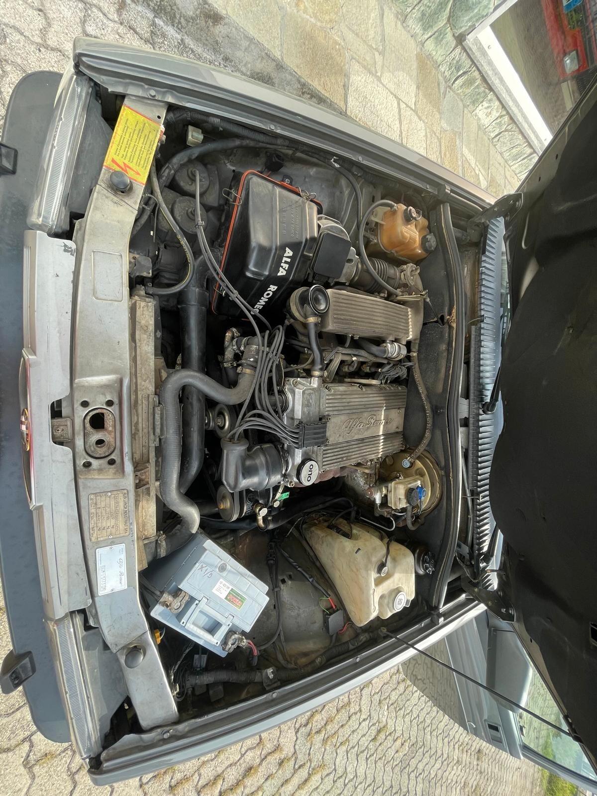 Alfa Romeo 75 2.0i Twin Spark