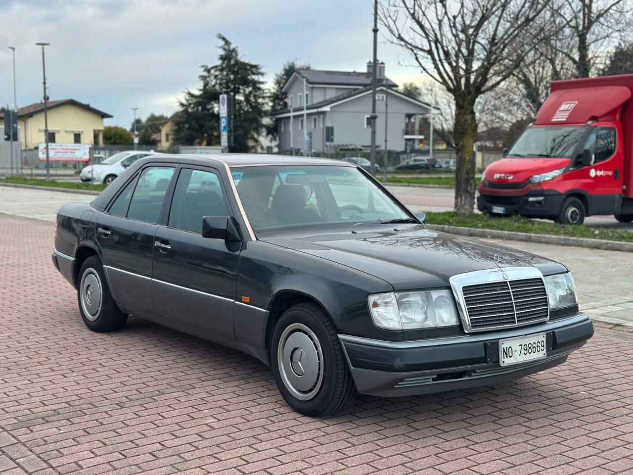 Mercedes-benz E 200 E200