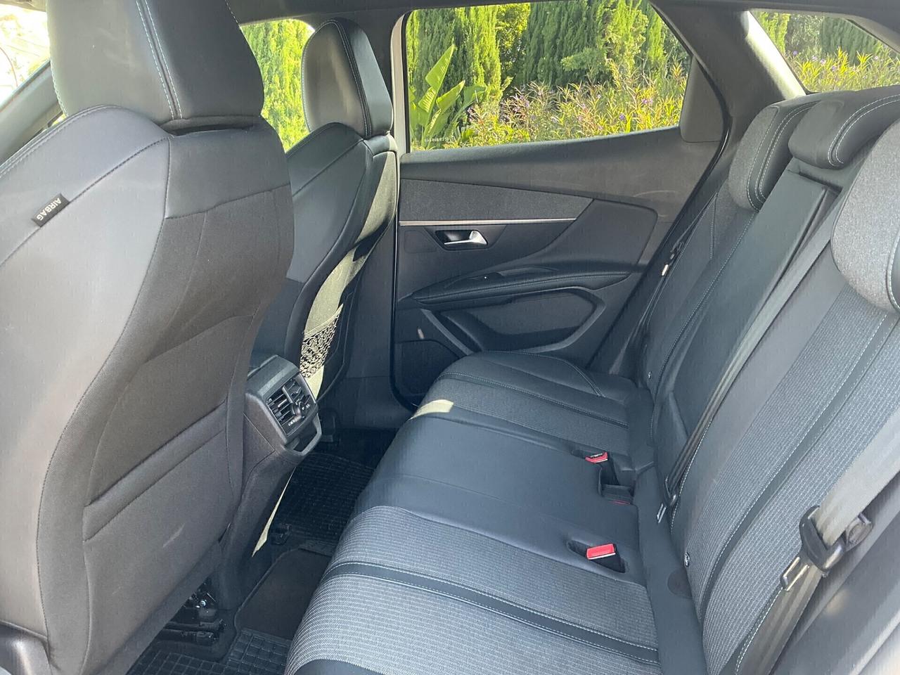 PEUGEOT 3008 1.5 DIESEL 130cv ALLURE -12/2020