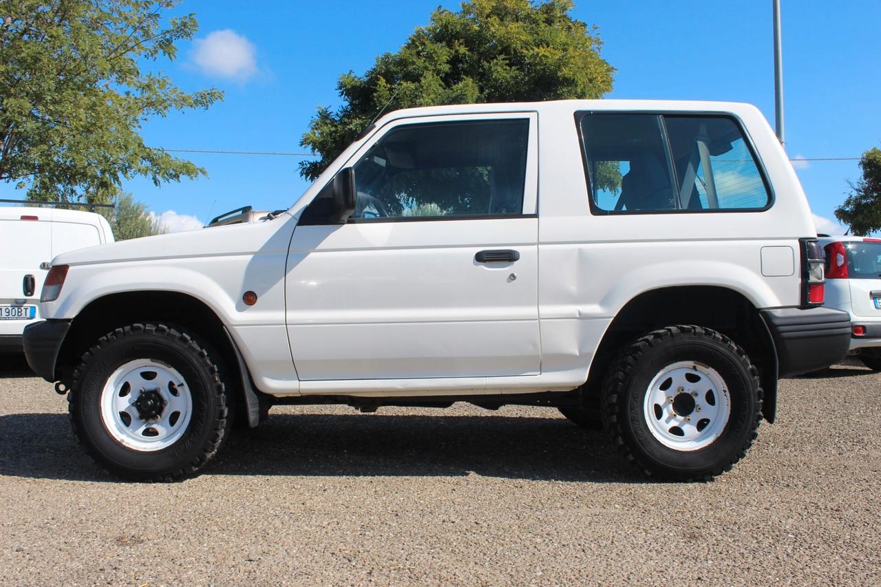 Mitsubishi Pajero 2.5 TDI Metal-top GL