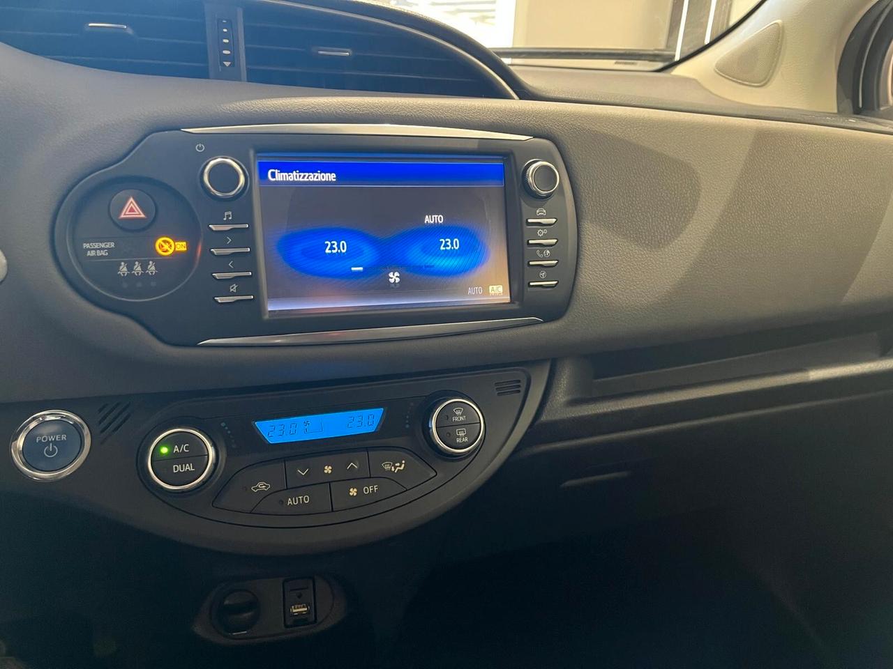 Toyota Yaris 1.5 Hybrid 5 porte Active