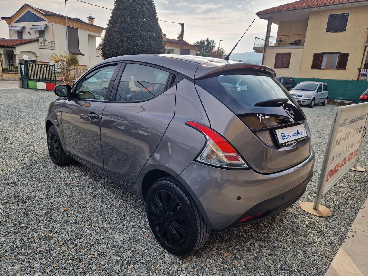 Lancia Ypsilon Ecochic 1.2 69 CV 5 porte euro6