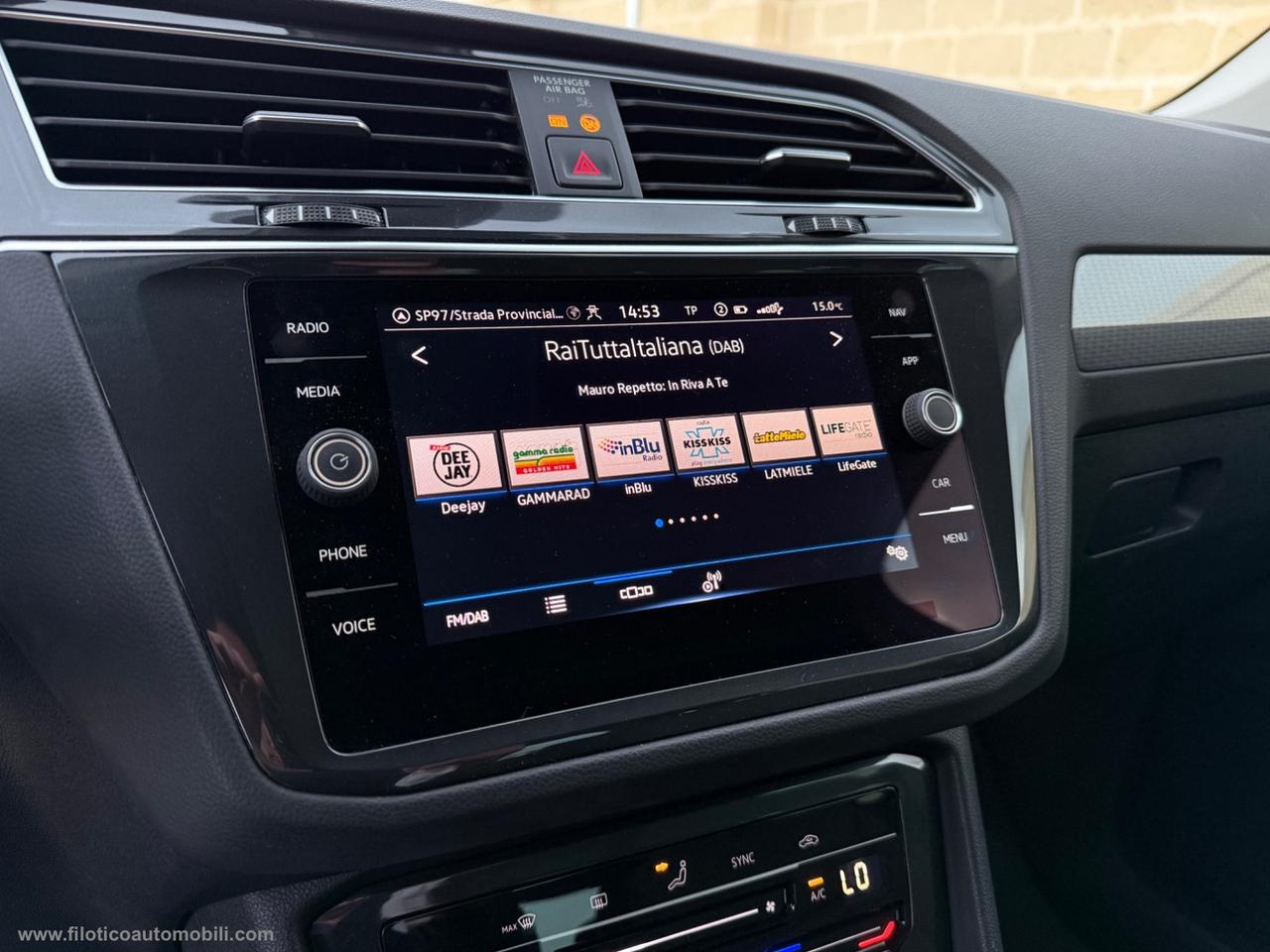 VOLKSWAGEN Tiguan 2.0 TDI 150CV SCR DSG Life TELECAMERA - FARI LED -FULL