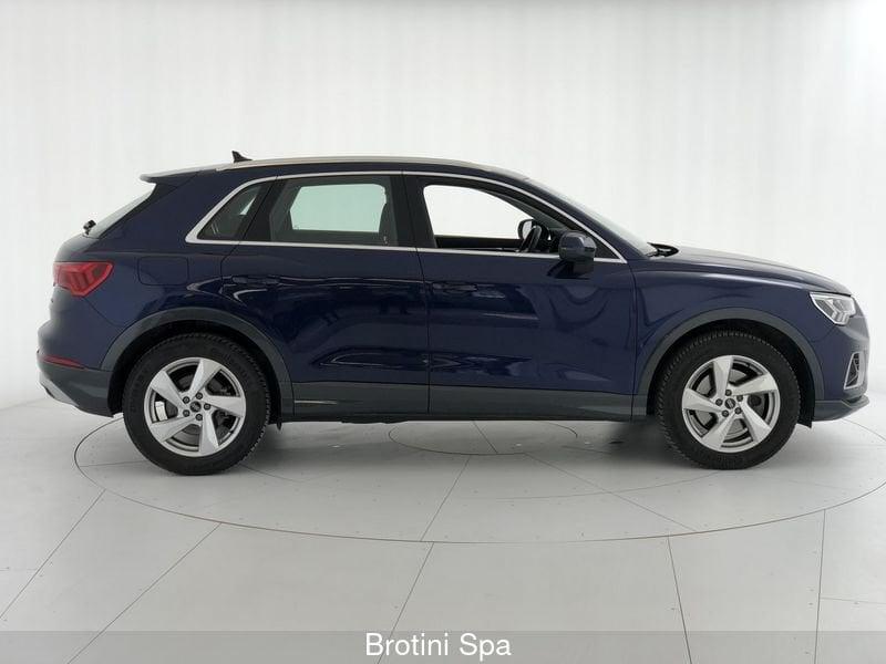 Audi Q3 40 TDI quattro S tronic Business Advanced