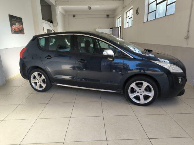PEUGEOT 3008 1.6 HDi 112CV Tecno