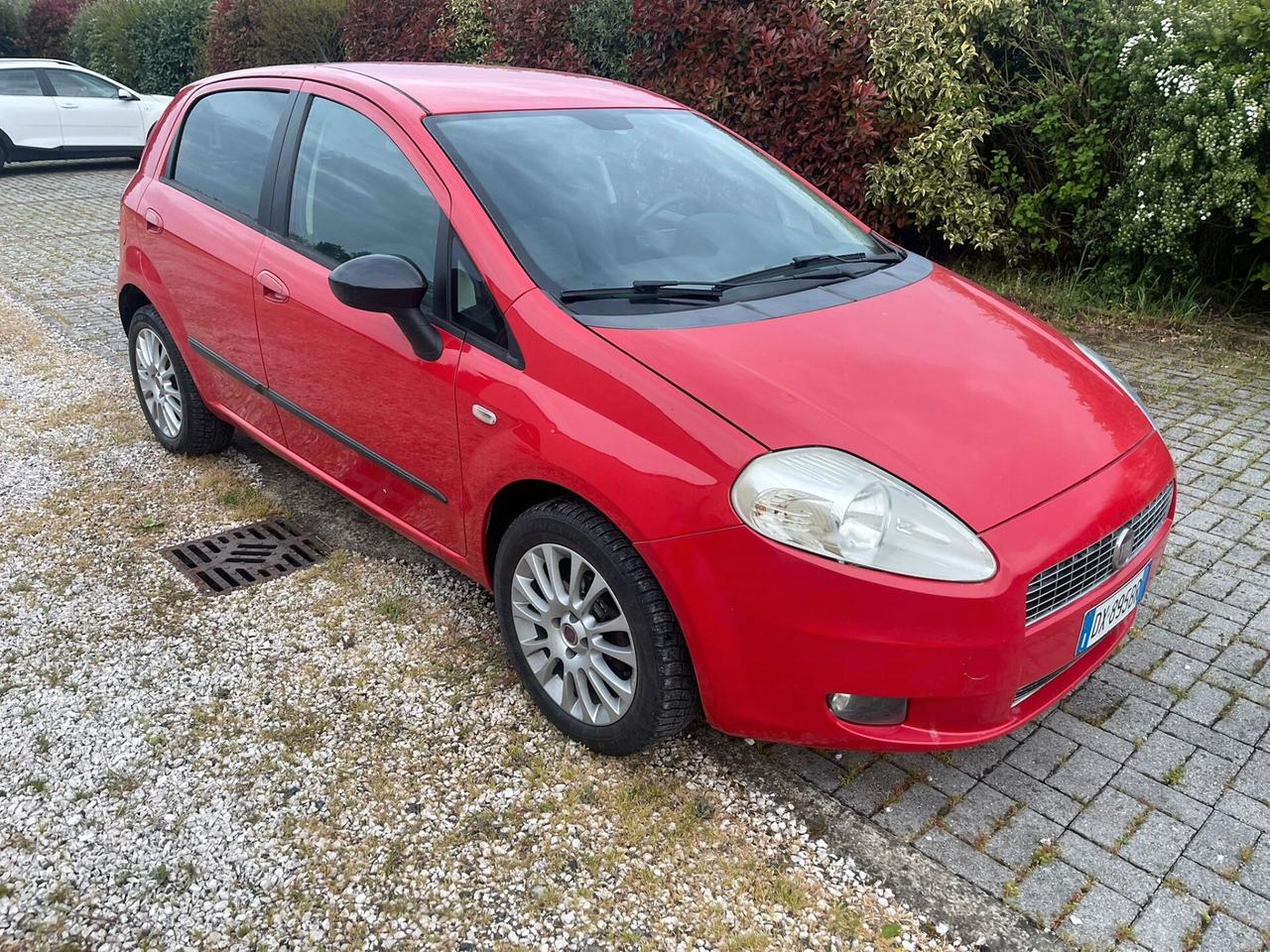 Fiat Grande Punto 1.4 5 porte Dynamic Natural Power UNI PROPIET